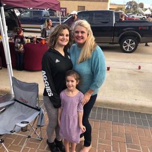 Meet your Posher, Grace